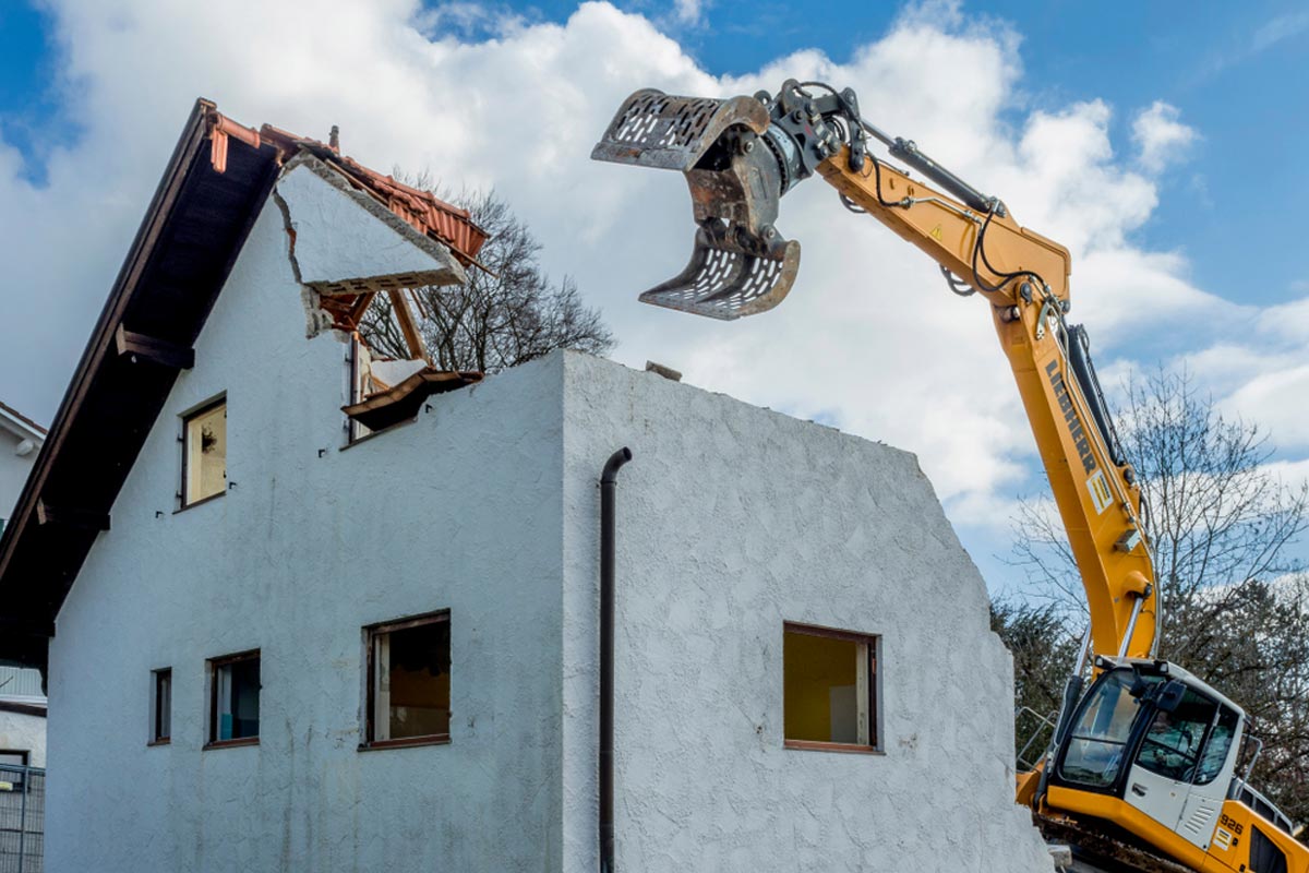 Terrassement, démolition et assainissement à La Queue-lez-Yvelines (78490) et à Sorel-Moussel (28260)- Ent Bengler dans le Val d'Oise (95),  les Yvelines (78) et les Hauts-de-Seine (92)