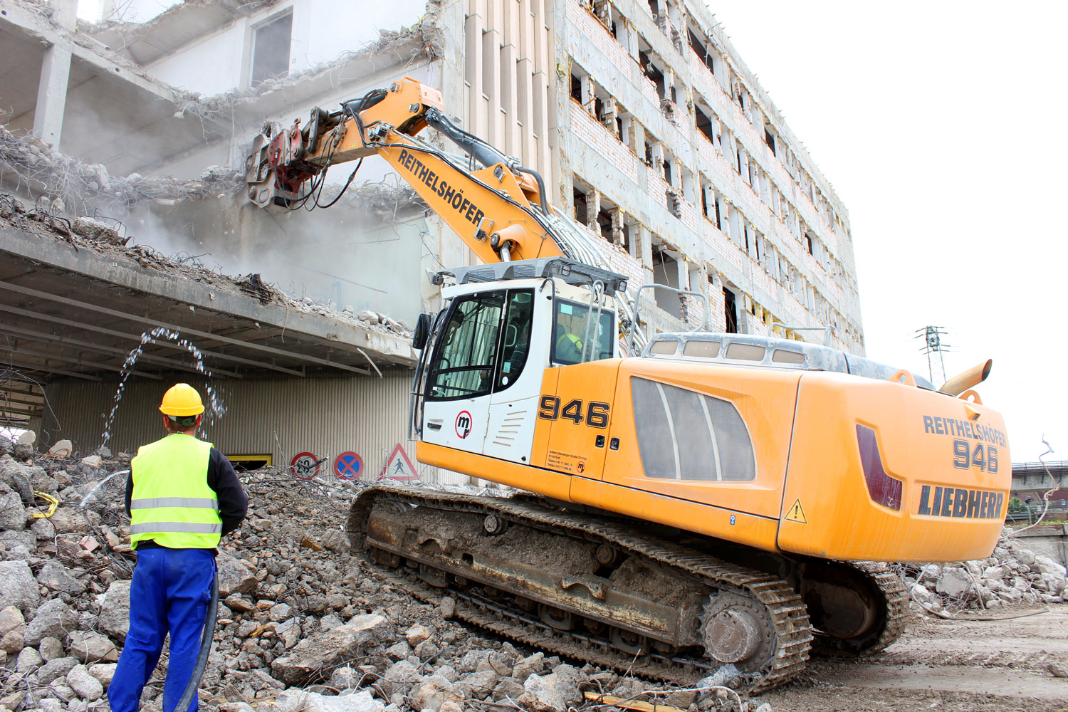 Terrassement, démolition et assainissement à La Queue-lez-Yvelines (78490) et à Sorel-Moussel (28260)- Ent Bengler dans le Val d'Oise (95),  les Yvelines (78) et les Hauts-de-Seine (92)