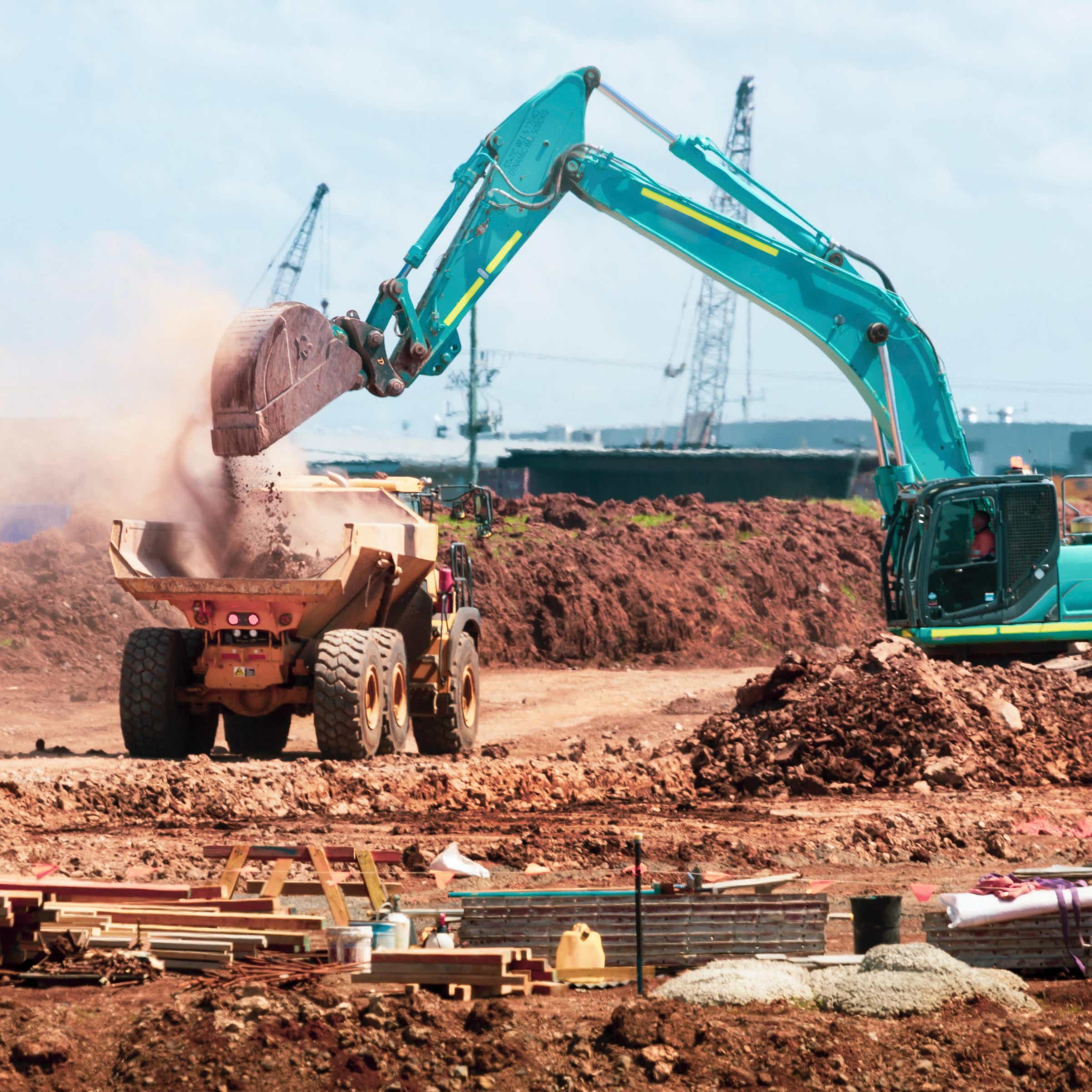 Terrassement, démolition et assainissement à La Queue-lez-Yvelines (78490) et à Sorel-Moussel (28260)- Ent Bengler dans le Val d'Oise (95),  les Yvelines (78) et les Hauts-de-Seine (92)